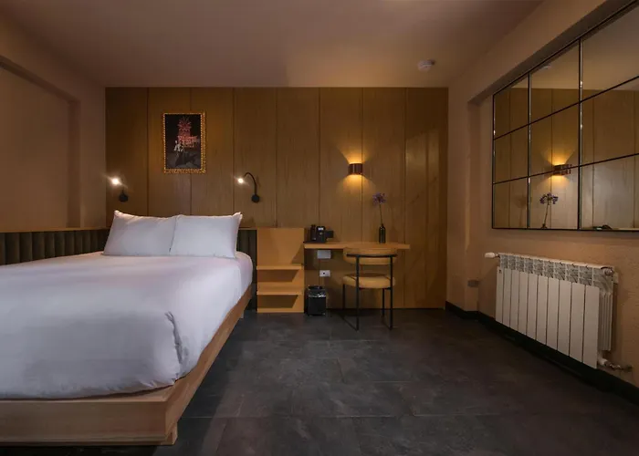 Motto By Hilton 3*
